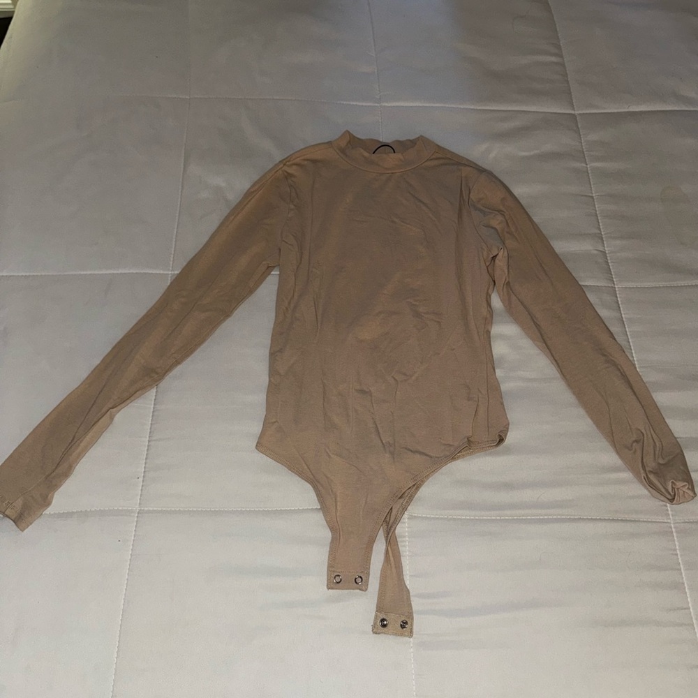 Taupe turtle neck bodysuit - Picture 3 of 3